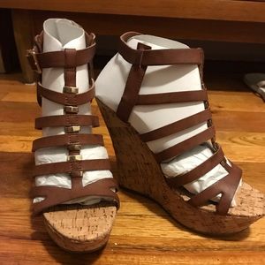 Brown wedges